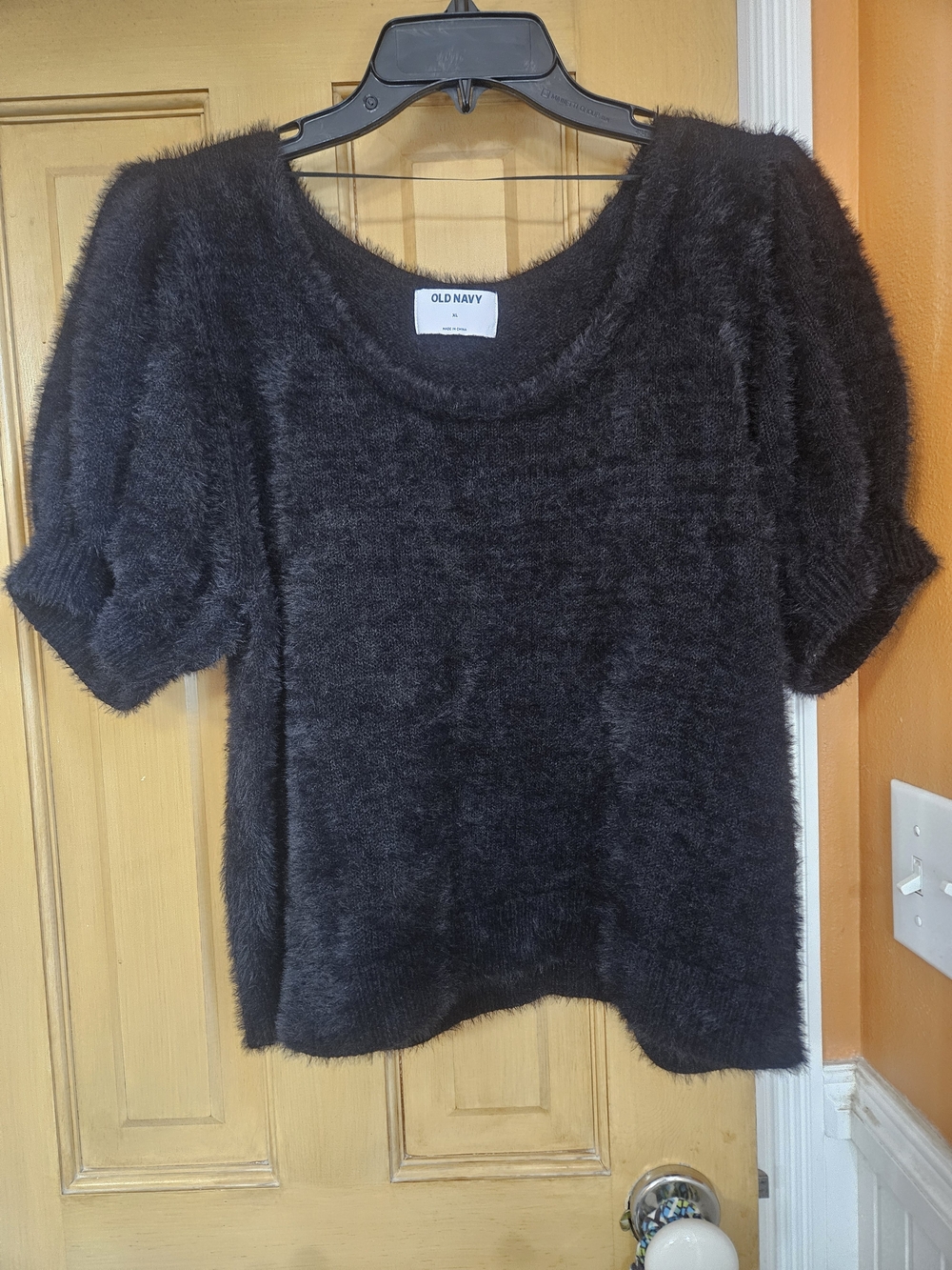 Old Navy Black Fuzzy Scoop-Neck Short Sleeve Sweater